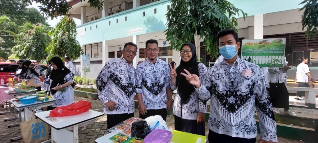Hari Guru 25 November 2022. Sekolah mengadakan lomba masak yang diikuti oleh semua guru